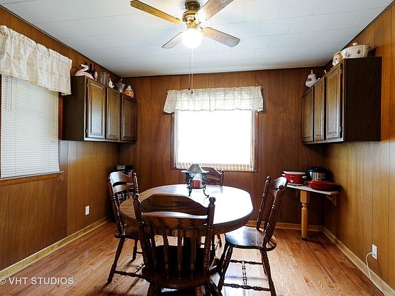 5th image of 1212 N Hickory Ter