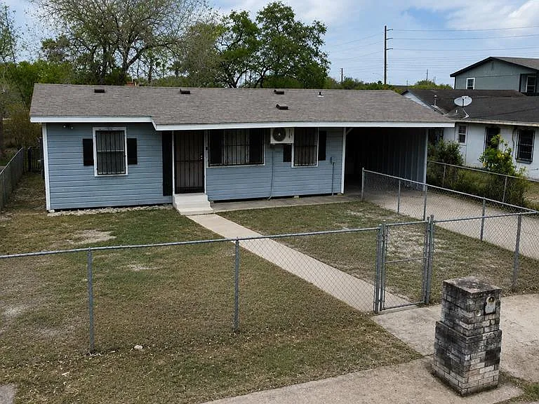 24 Jo Ann Ln — Photo 1
