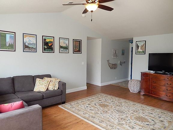 2nd image of 2235 Silverbrook Ct