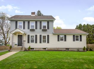 18 Elberon Ave, Pittsfield, MA 01201