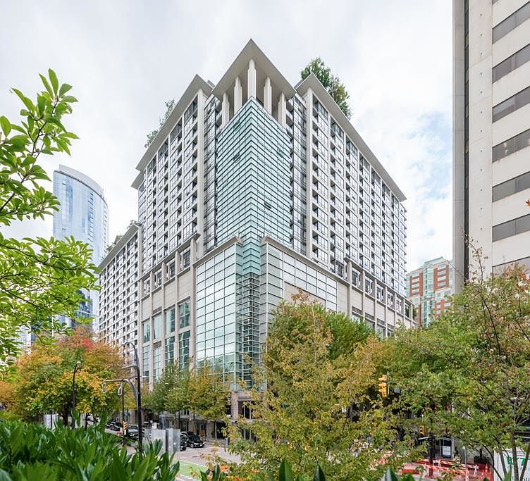 1st image of 938 Smithe St #1408