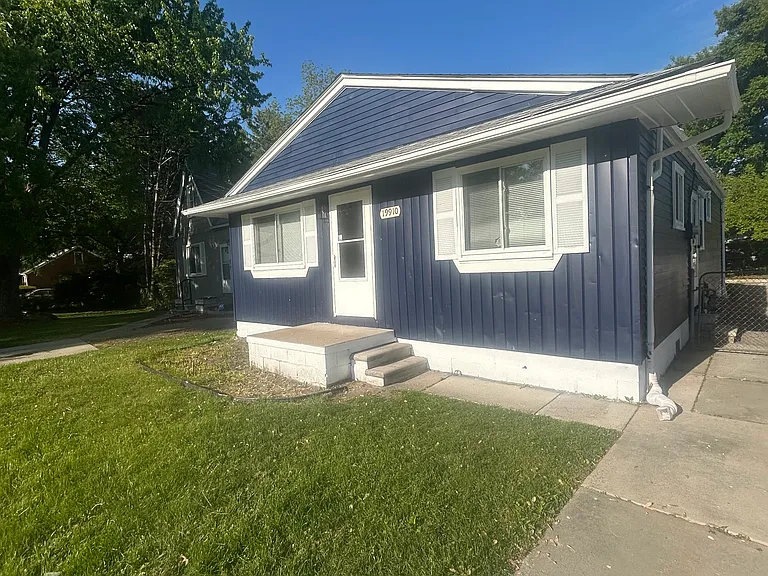 19910 Seminole — Photo 2