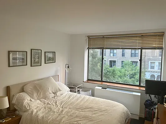 Rented by Compass | media 12