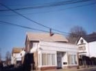 1 Park St, Taunton, MA 02780
