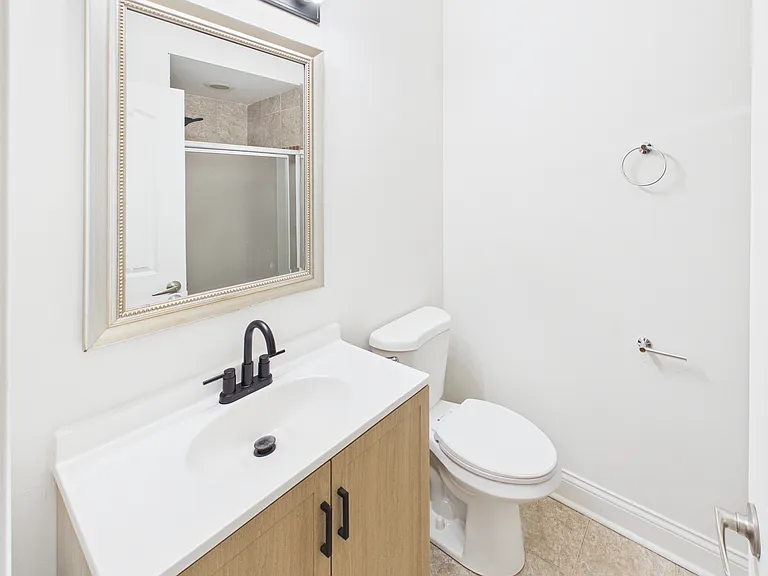 7403 N Hoyne Ave #2 — Photo 13