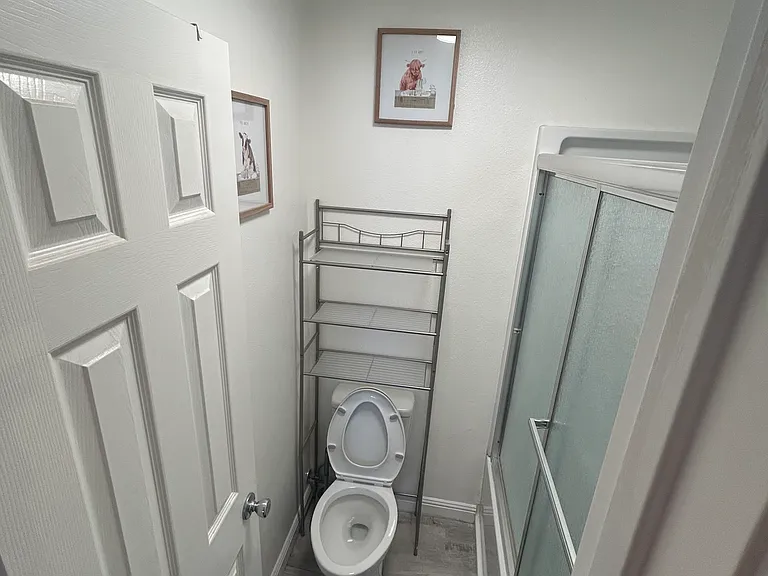 455 Moser Ave #23 — Photo 7