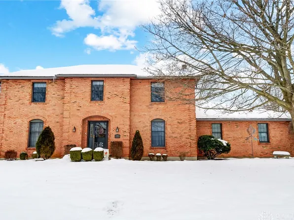 1363 Regency Dr N, Xenia, OH 45385