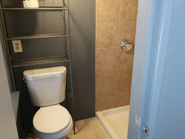 4 Viewdale St #1/2 — Photo 8