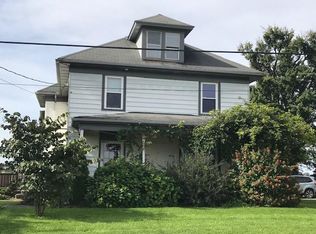 36 S Belmont Rd, Paradise, PA 17562