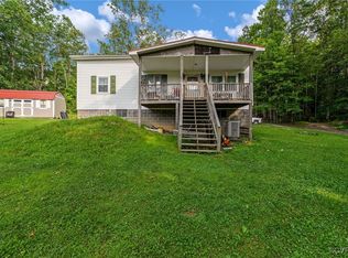 326 Gobblers Knob Dr, Keokee, VA 24265