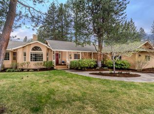 60093 Ridgeview Dr W, Bend, OR 97702