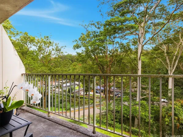 95-2039 Waikalani Pl APT C406, Mililani, HI 96789