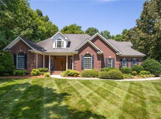 7305 Toby Ct, Summerfield, NC 27358