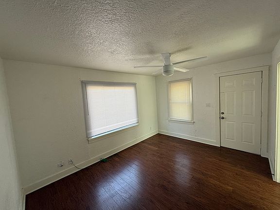 3rd image of 227.5 E Daws St