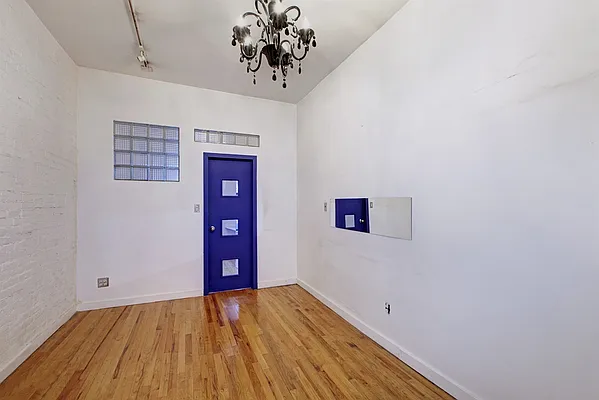 Sold by Corcoran | media 8