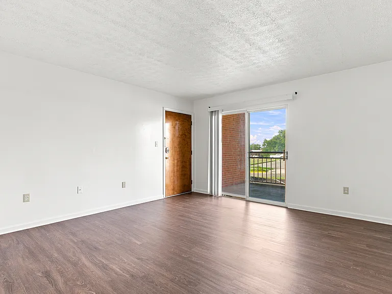 820 Locust St #3 — Photo 5
