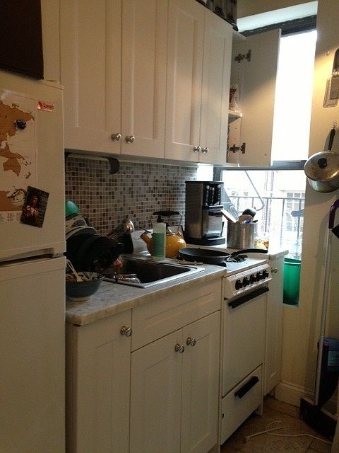 2nd image of 66 Barrow St