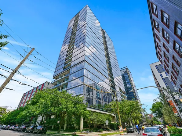 860 W Blackhawk St Unit 1501, Chicago, IL 60642