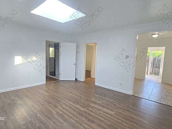 4th image of 12942 Burbank Blvd