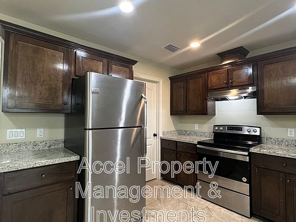 5th image of 2603 E Eisenhower Ave #4