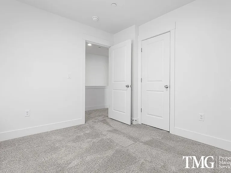 977 Creer Way #D-112 — Photo 60