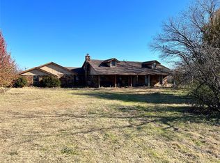 300 Winona Dr, Noble, OK 73068