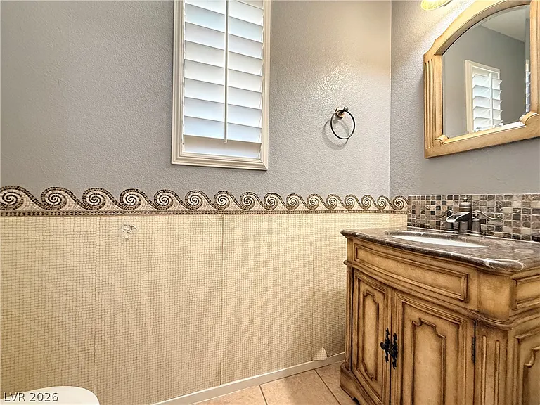 1429 Still Creek Ave — Photo 26