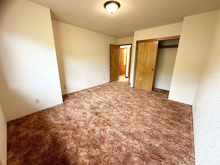 6242 Pryor St — Photo 10