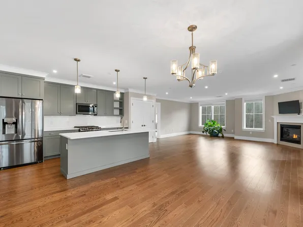 7 Willey Creek Road #208, Exeter, NH 03833