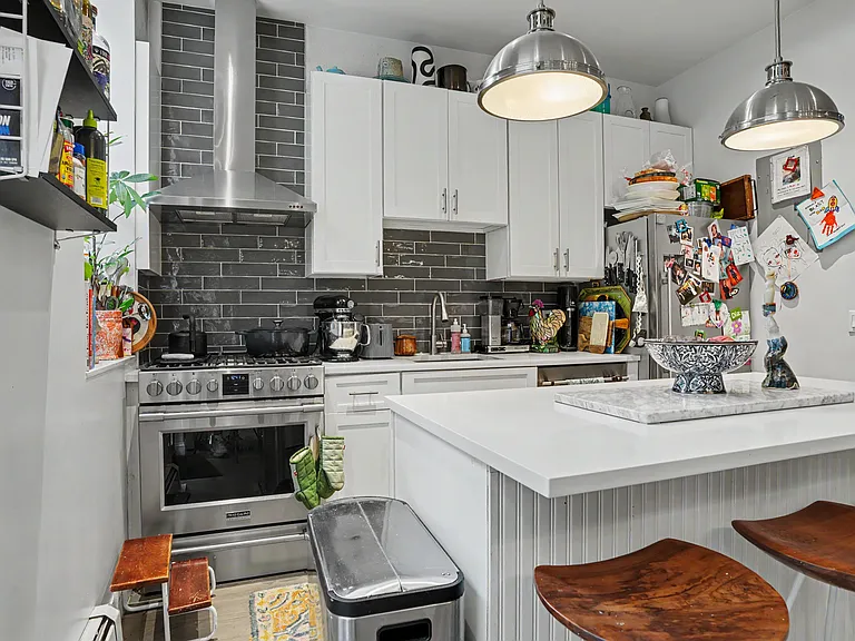 147 Stuyvesant Ave #1 — Photo 6