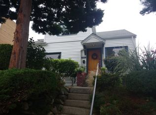 2140 44th Ave SW, Seattle, WA 98116