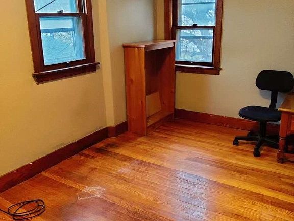 3rd image of 74-76 Floral Ave #4