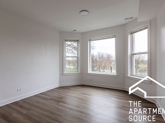 5th image of 1456 N Kedzie Ave APT 2F