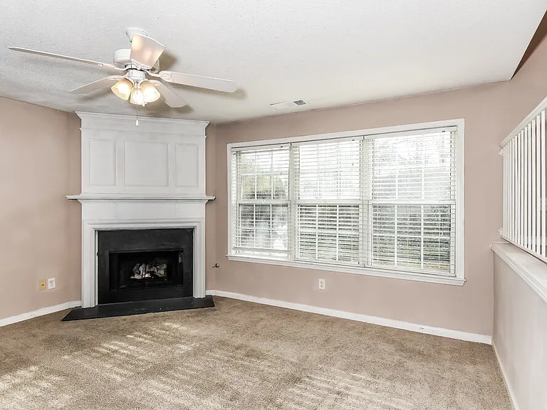 373 Bass Way NW — Photo 8