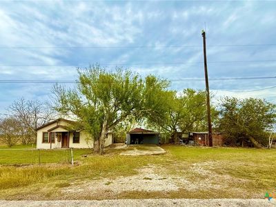 218 Lasalle Rd, Inez, TX, 77968