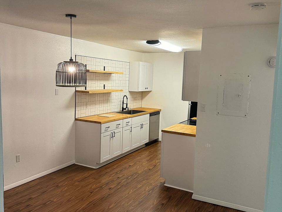 Dinning Room and Kitchen