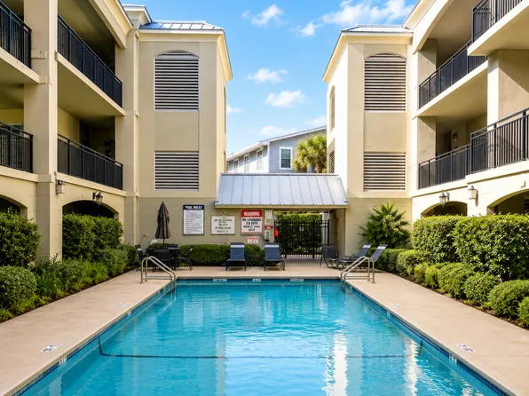 150 Salt Air Dr, Saint Simons Island, GA