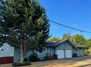 915 Distler St #1, Cosmopolis, WA 98537