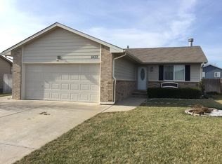 1433 N Aksarben St, Wichita, KS 67235