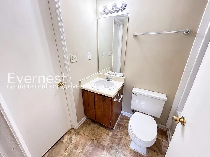 1678 Wynndowne Trl SE — Photo 10