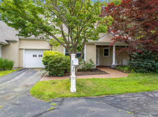 16 Cameo Ct #16, York, ME 03909