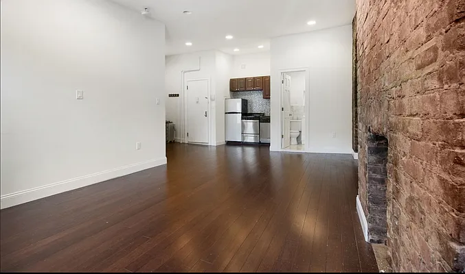 Rented by Creed Realty Group | media 1