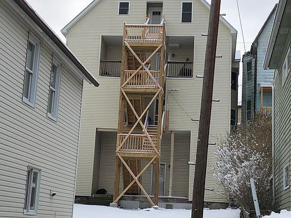 2nd image of 506-508 S Irving Ave