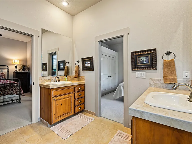 9261 W Bay Stream Ct — Photo 37