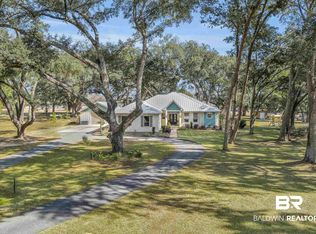 12216 Mandrell Ln, Fairhope, AL 36532