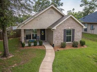 13668 Skye Ct, Gulfport, MS 39503