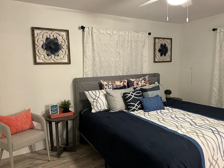 215 Flamingo St — Photo 5