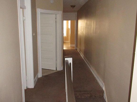 3rd image of 5222 Catharine St Floor 2