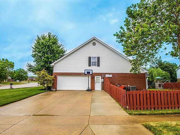 3rd image of 2948 Waterside Way