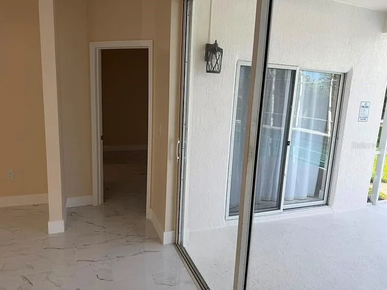 351 Corsica Ct — Photo 27